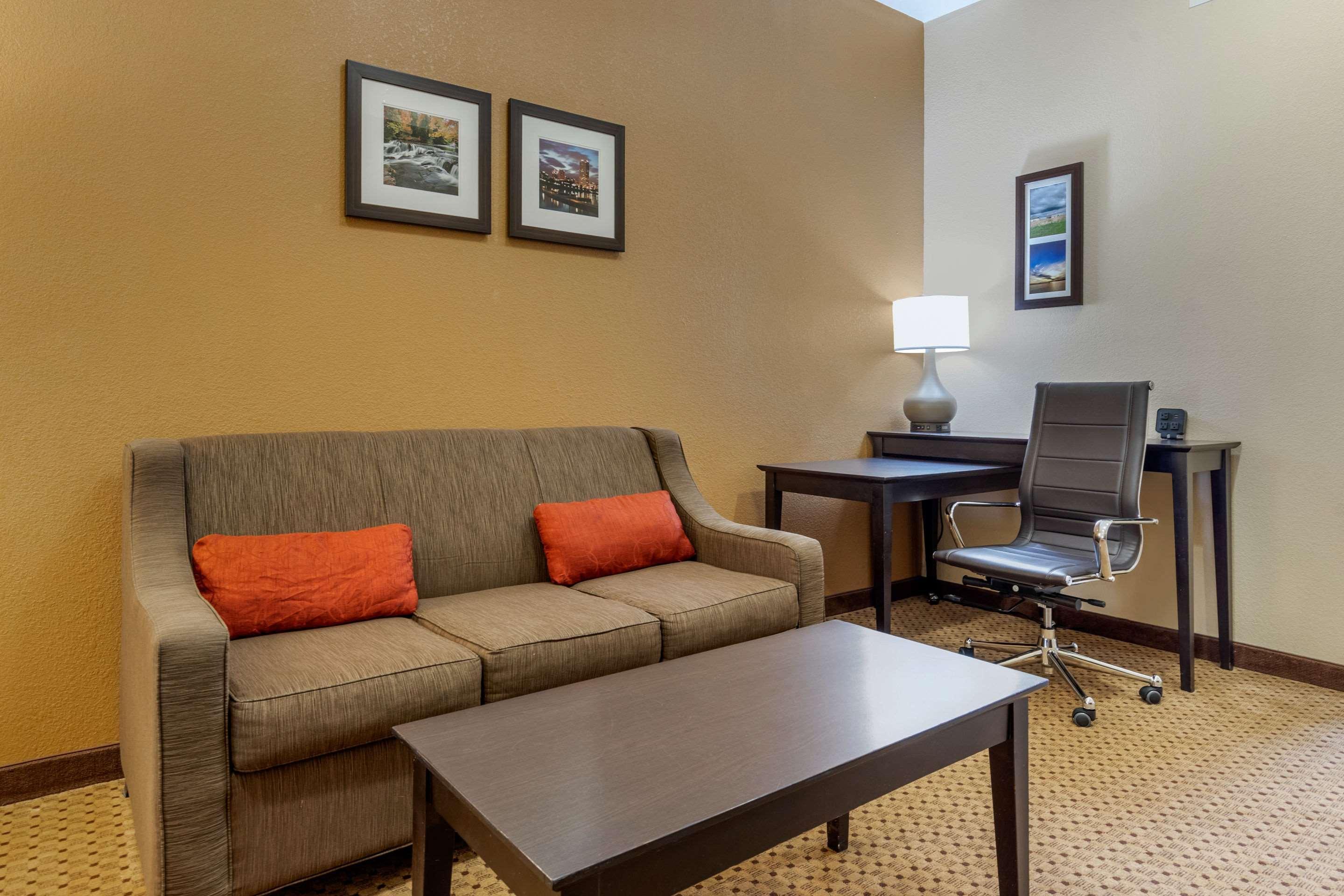 Comfort Inn & Suites Kenosha-Pleasant Prairie Exterior photo